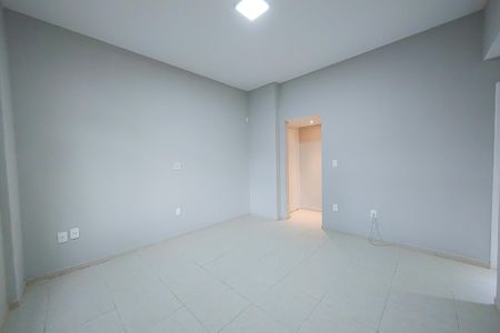 Apartamento para alugar com 68m², 2 quartos e sem vaga Apartamento para alugar com 68m², 2 quartos e sem vagaSala
