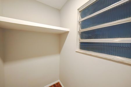 Apartamento para alugar com 68m², 2 quartos e sem vaga Apartamento para alugar com 68m², 2 quartos e sem vagaQuarto de Serviço
