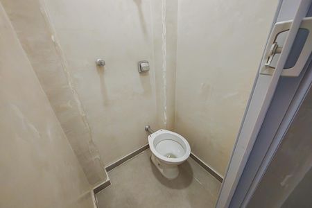 Apartamento para alugar com 68m², 2 quartos e sem vaga Apartamento para alugar com 68m², 2 quartos e sem vagaBanheiro de serviço
