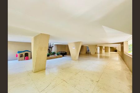 Área comum de apartamento para alugar com 2 quartos, 70m² em Humaitá, Rio de Janeiro