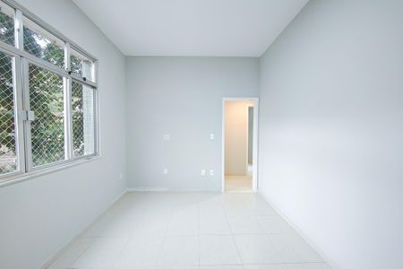 Apartamento para alugar com 68m², 2 quartos e sem vaga Apartamento para alugar com 68m², 2 quartos e sem vagaSuite