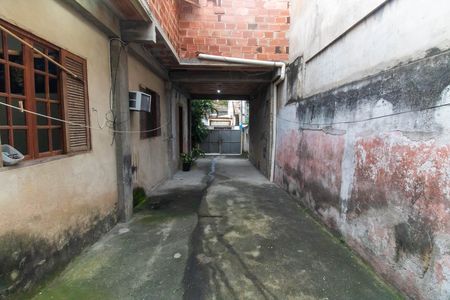 Área externa de casa para alugar com 2 quartos, 80m² em Tenente Jardim, Niterói