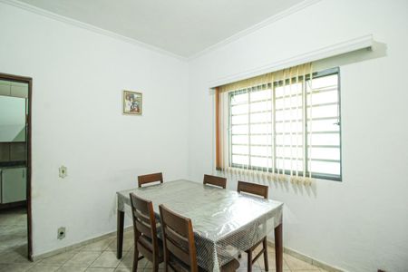 Casa para alugar com 100m², 3 quartos e 2 vagas Casa para alugar com 100m², 3 quartos e 2 vagasSala de Jantar