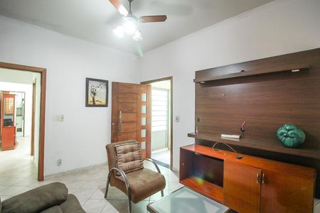 Casa para alugar com 100m², 3 quartos e 2 vagas Casa para alugar com 100m², 3 quartos e 2 vagasSala