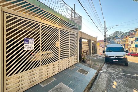 Casa para alugar com 100m², 3 quartos e 2 vagas Casa para alugar com 100m², 3 quartos e 2 vagasFachada