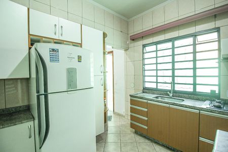 Casa para alugar com 100m², 3 quartos e 2 vagas Casa para alugar com 100m², 3 quartos e 2 vagasCozinha