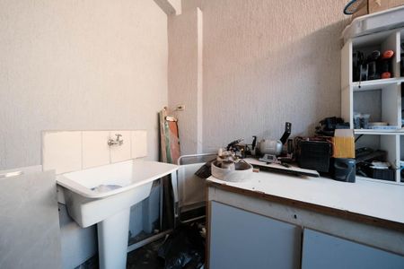 Área externa de casa à venda com 2 quartos, 150m² em Artur Alvim, São Paulo