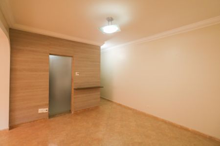 Apartamento para alugar com 117m², 4 quartos e 2 vagas Apartamento para alugar com 117m², 4 quartos e 2 vagasSala