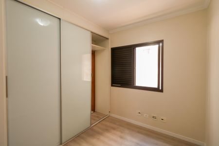 Apartamento para alugar com 117m², 4 quartos e 2 vagas Apartamento para alugar com 117m², 4 quartos e 2 vagasSuíte 2