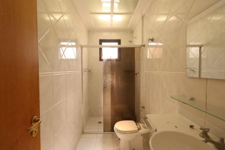 Apartamento para alugar com 117m², 4 quartos e 2 vagas Apartamento para alugar com 117m², 4 quartos e 2 vagasBanheiro da Suíte 1