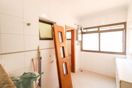 Apartamento para alugar com 117m², 4 quartos e 2 vagas Apartamento para alugar com 117m², 4 quartos e 2 vagasÁrea de Serviço