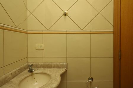 Apartamento para alugar com 117m², 4 quartos e 2 vagas Apartamento para alugar com 117m², 4 quartos e 2 vagasLavabo