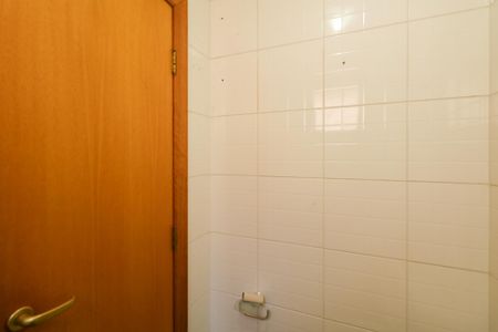 Apartamento para alugar com 117m², 4 quartos e 2 vagas Apartamento para alugar com 117m², 4 quartos e 2 vagasBanheiro da Área de Serviço