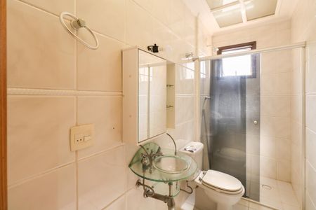 Apartamento para alugar com 117m², 4 quartos e 2 vagas Apartamento para alugar com 117m², 4 quartos e 2 vagasBanheiro da Suíte 2