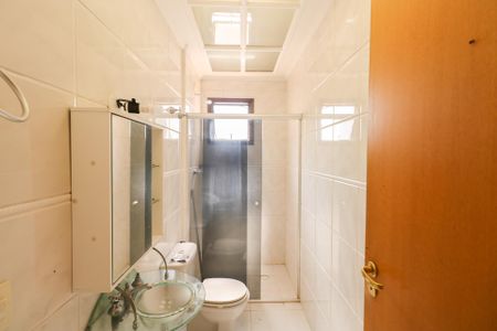 Apartamento para alugar com 117m², 4 quartos e 2 vagas Apartamento para alugar com 117m², 4 quartos e 2 vagasBanheiro da Suíte 2