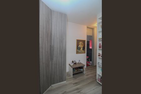 Apartamento para alugar com 90m², 3 quartos e 1 vaga Apartamento para alugar com 90m², 3 quartos e 1 vagaSuite