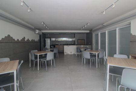 Apartamento para alugar com 90m², 3 quartos e 1 vaga Apartamento para alugar com 90m², 3 quartos e 1 vagaÁrea comum - Salão de festas