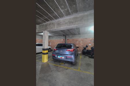Garagem de apartamento para alugar com 3 quartos, 90m² em Tristeza, Porto Alegre