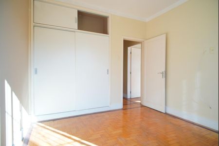 Apartamento à venda com 120m², 3 quartos e sem vagaQuarto 2
