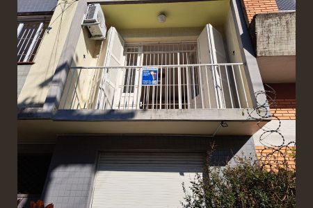 Apartamento à venda com 120m², 3 quartos e sem vaga Apartamento à venda com 120m², 3 quartos e sem vagaPlaca na Fachada