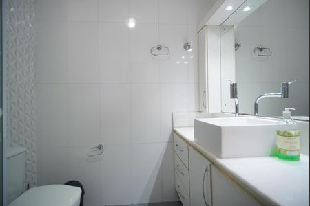 Apartamento à venda com 120m², 3 quartos e sem vagaBanheiro Corredor