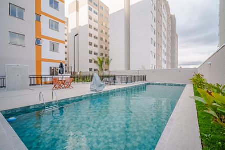 Apartamento à venda com 37m², 2 quartos e sem vagaÁrea comum - Piscina