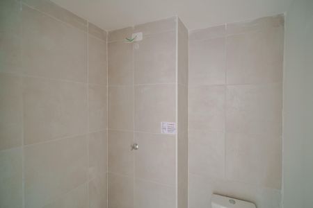 Apartamento à venda com 37m², 2 quartos e sem vagaBanheiro