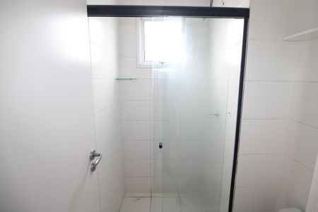 Banheiro de apartamento à venda com 2 quartos, 50m² em Parque Nações Unidas, São Paulo