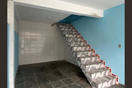 Garagem de casa para alugar com 3 quartos, 120m² em Jardim Munhoz Junior, Osasco
