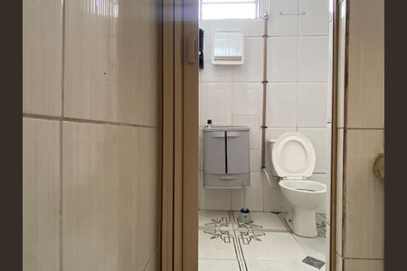 Casa para alugar com 120m², 3 quartos e 1 vaga Casa para alugar com 120m², 3 quartos e 1 vagaBanheiro