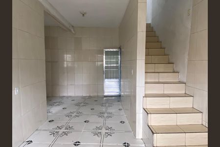 Casa para alugar com 120m², 3 quartos e 1 vaga Casa para alugar com 120m², 3 quartos e 1 vagaSala