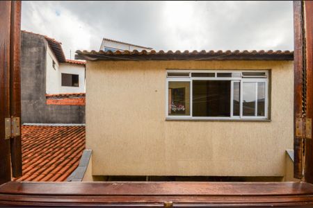 Casa à venda com 205m², 3 quartos e 2 vagas Casa à venda com 205m², 3 quartos e 2 vagasQuarto 2 - Janela