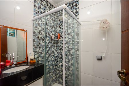 Casa à venda com 205m², 3 quartos e 2 vagas Casa à venda com 205m², 3 quartos e 2 vagasBanheiro 2