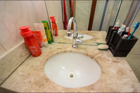 Banheiro 1 de casa à venda com 3 quartos, 205m² em Parque Panamericano, São Paulo