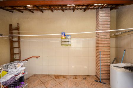 Casa à venda com 205m², 3 quartos e 2 vagas Casa à venda com 205m², 3 quartos e 2 vagasÁrea de serviço