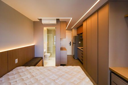 Quarto de kitnet/studio para alugar com 1 quarto, 24m² em Campo Belo, São Paulo