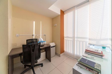 Apartamento à venda com 60m², 2 quartos e 1 vaga Apartamento à venda com 60m², 2 quartos e 1 vagaVaranda da Sala