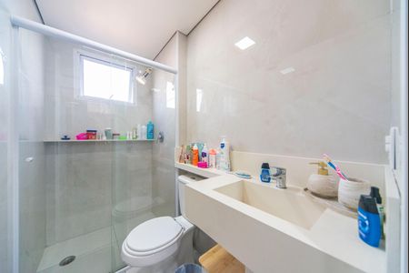 Apartamento à venda com 60m², 2 quartos e 1 vaga Apartamento à venda com 60m², 2 quartos e 1 vagaBanheiro