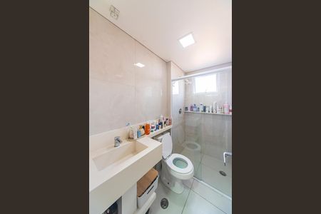 Apartamento à venda com 60m², 2 quartos e 1 vaga Apartamento à venda com 60m², 2 quartos e 1 vagaBanheiro do Quarto 2
