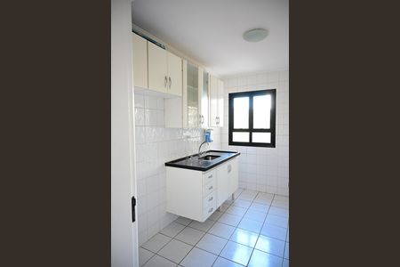 Apartamento à venda com 75m², 3 quartos e 1 vagacozinha