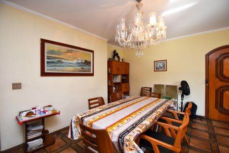 Casa à venda com 450m², 3 quartos e 4 vagas