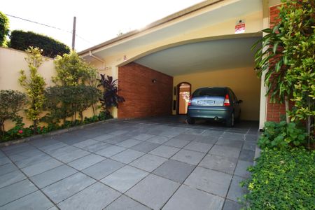 garagem de casa à venda com 3 quartos, 450m² em Vila Madalena, São Paulo
