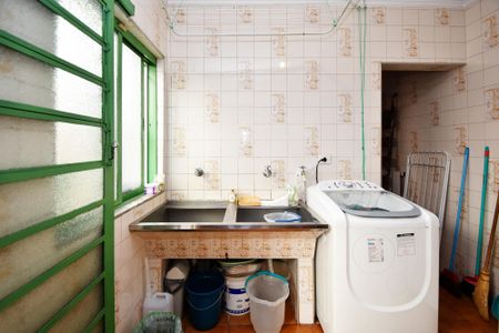 Casa à venda com 450m², 3 quartos e 4 vagas Casa à venda com 450m², 3 quartos e 4 vagaslavanderia