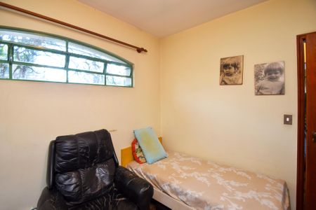 Casa à venda com 450m², 3 quartos e 4 vagas