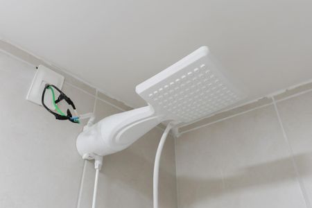 Banheiro de apartamento para alugar com 2 quartos, 36m² em Limão, São Paulo