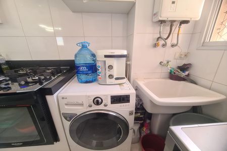 Apartamento à venda com 64m², 3 quartos e 2 vagasCozinha e Área de Serviço