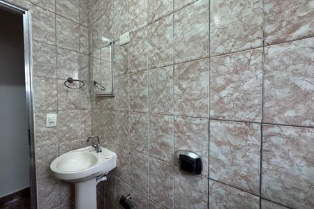 Casa à venda com 350m², 4 quartos e 2 vagas Casa à venda com 350m², 4 quartos e 2 vagasBanheiro 2 - Casa 2