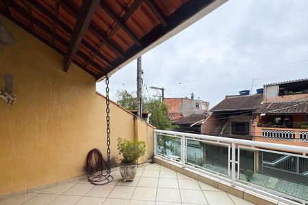 Casa à venda com 350m², 4 quartos e 2 vagas Casa à venda com 350m², 4 quartos e 2 vagasSacada do Quarto 2 - Casa 1