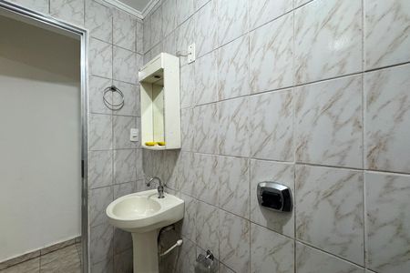 Casa à venda com 350m², 4 quartos e 2 vagas Casa à venda com 350m², 4 quartos e 2 vagasBanheiro 1 - Casa 2