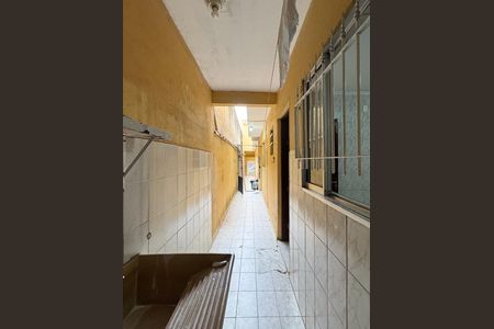 Casa à venda com 350m², 4 quartos e 2 vagas Casa à venda com 350m², 4 quartos e 2 vagasÁrea de Serviço - Casa 2